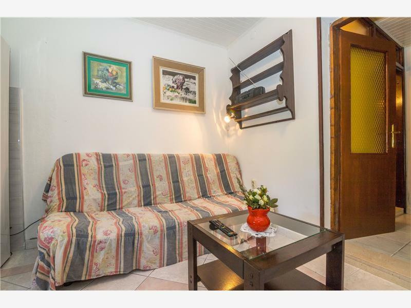 Apartments Maja Drasnice Luaran gambar